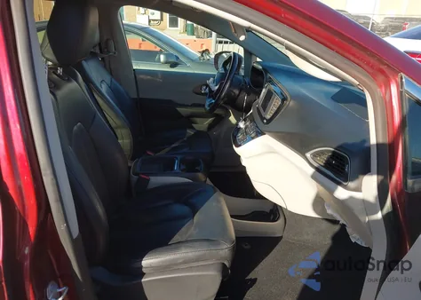 2019 Chrysler Pacifica Touring L из США, поврежденный, VIN 2C4RC1BG3KR730220